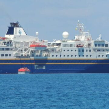 Heritage Adventurer Cruise Ship