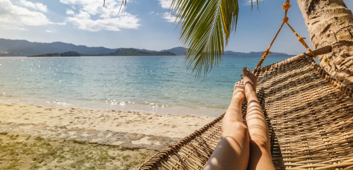 Island Escapes Unveiled: Your Ultimate Guide to Securing a Superb Stay in Boracay’s Hideaways
