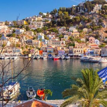 Greece Imposes Cruise Ship Levy to Combat Overtourism in Santorini and Mykonos