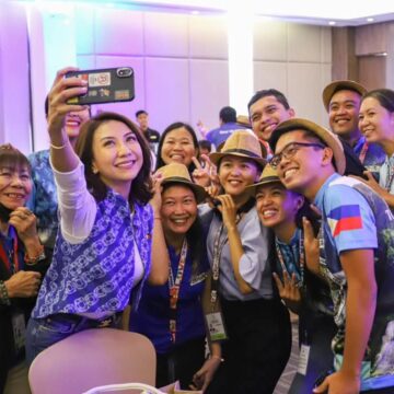 DOT lauds tourguides’ contribution to Philippine tourism, provides support kits and insurance